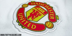 Adidas-Manchester-United-15-16-Away-Kit-4